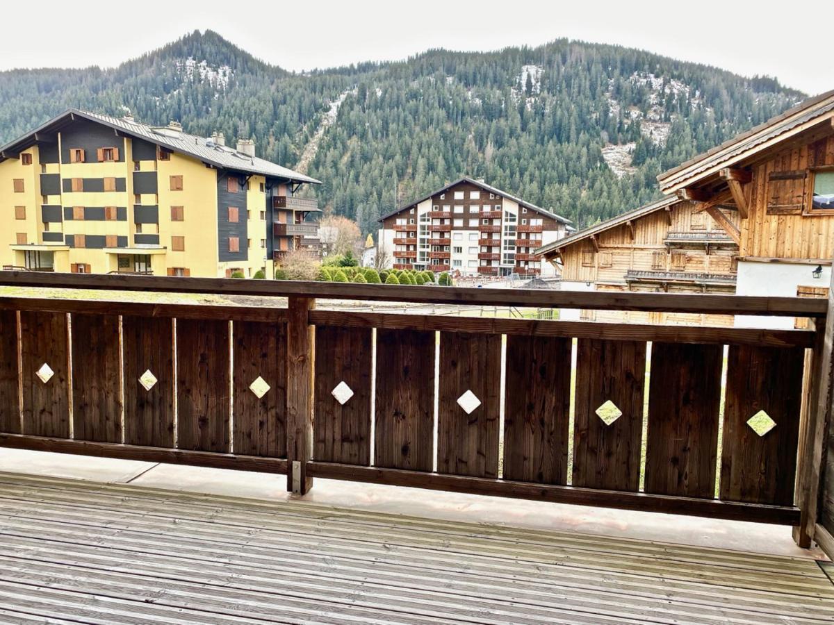 Le Nid Du Corbeau Villa Morgins Exteriör bild