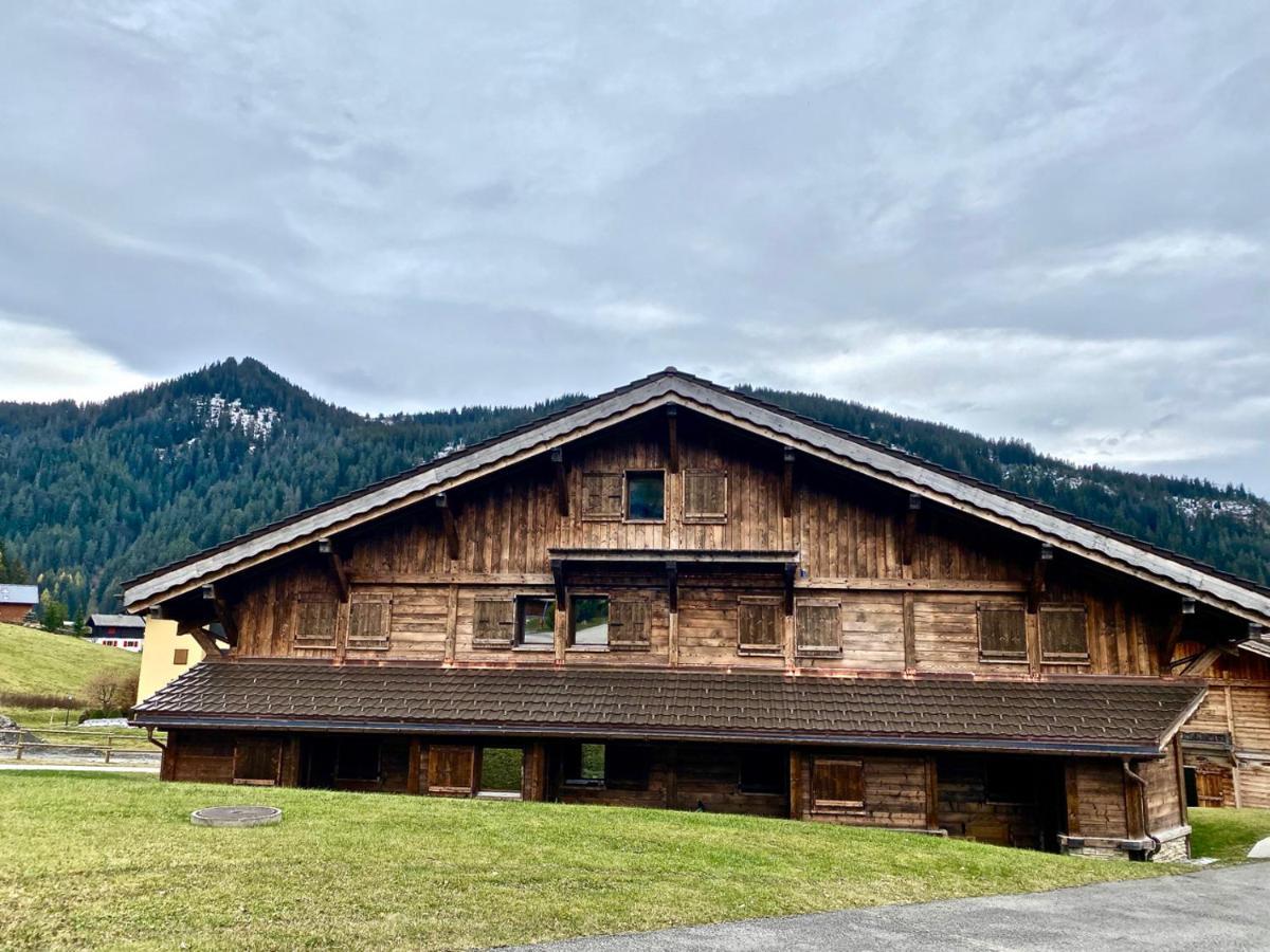 Le Nid Du Corbeau Villa Morgins Exteriör bild